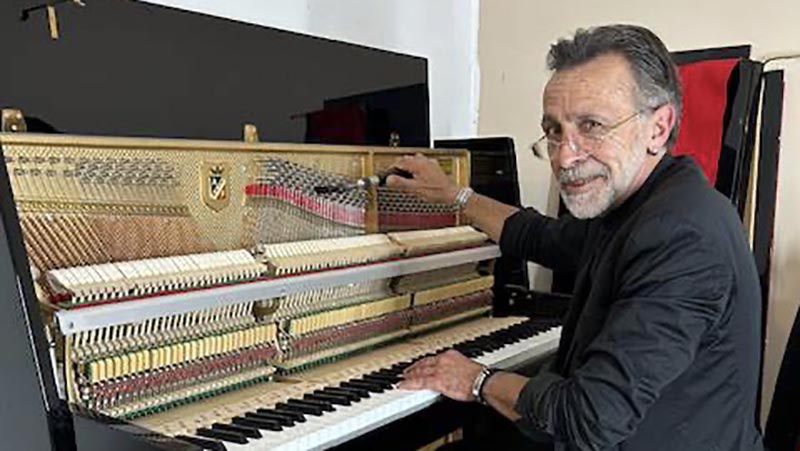 uglaševanje klavirjev