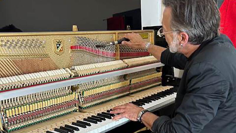 uglaševanje klavirjev